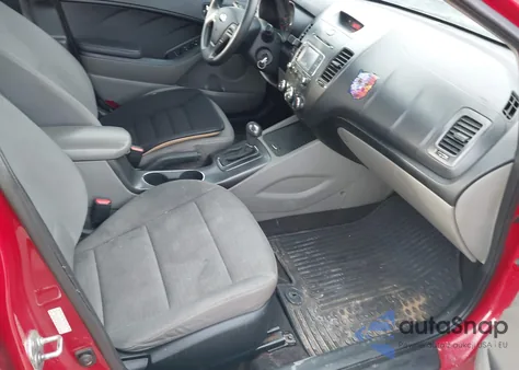 2016 Kia Forte Lx z USA, uszkodzony, nr VIN KNAFX4A67G5541587